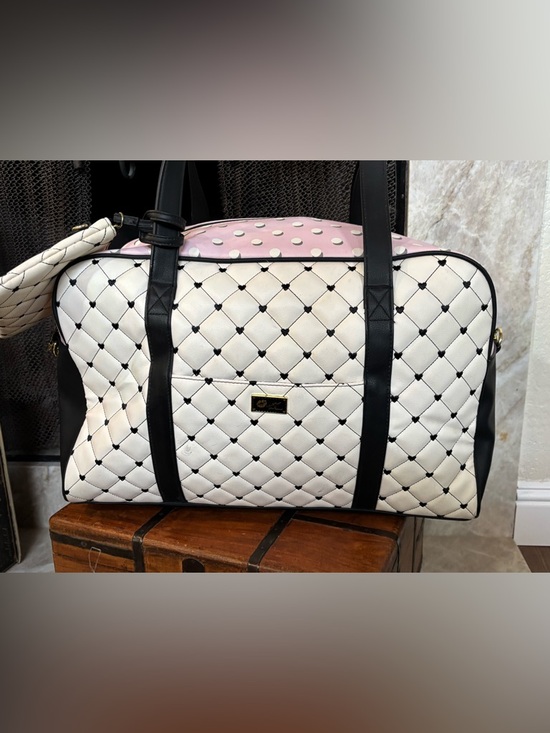 Betsey Johnson Handbags - Betsey Johnson Quilted White, Pink, and Black Travel/Overnight Bag With Clutch.